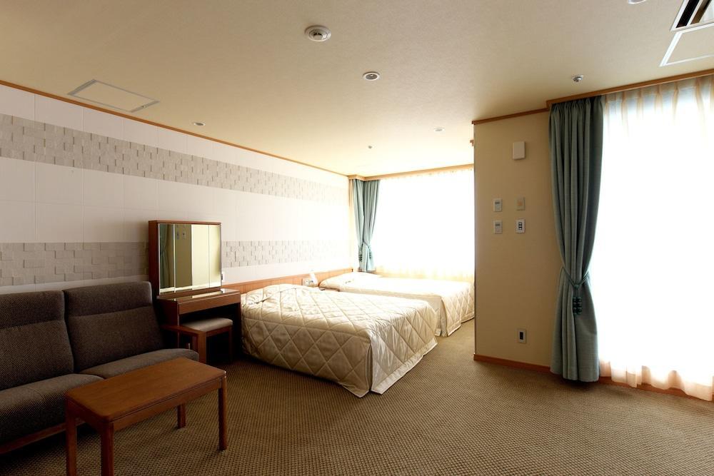 טויוהאשי Hotel Seapalace Resort מראה חיצוני תמונה